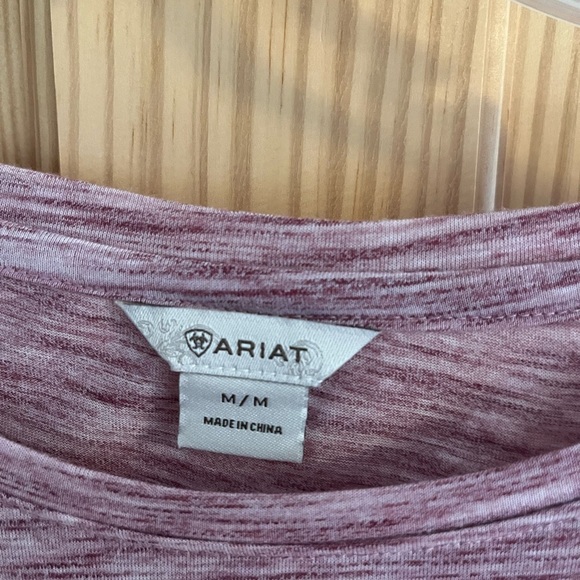 Women’s Ariat 3/4 Sleeve Light Purple Round Neckline Relaxed Fit Size Med - Picture 4 of 6